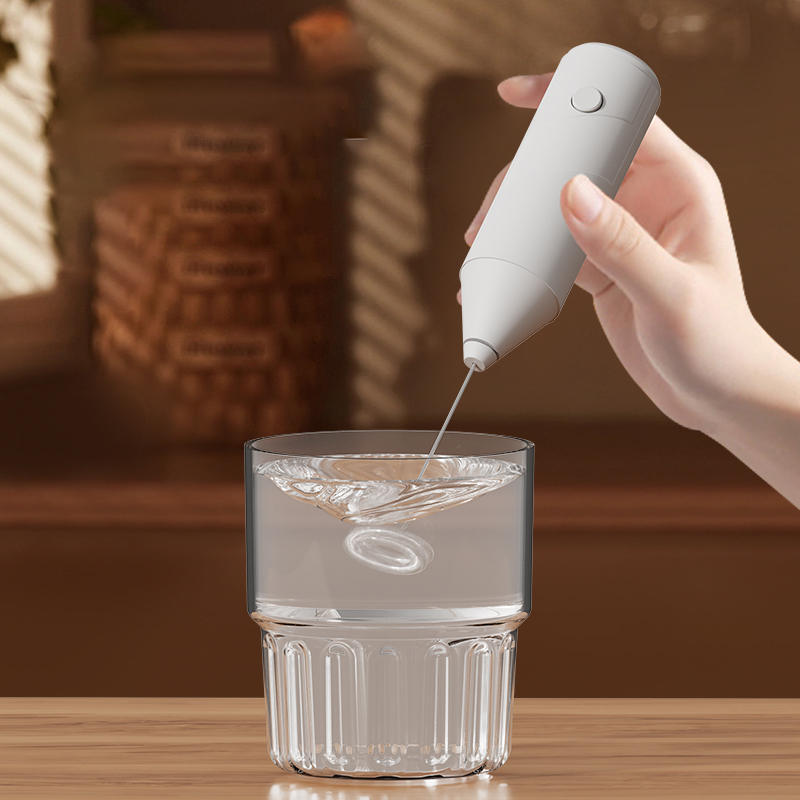 Bezprzewodowy spieniacz do mle – Pocket Coffee Maker recenzja i cena