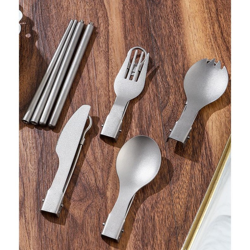Zestaw składanych przyborów ku – Camping Cooking Set Lightweight recenzja i cena