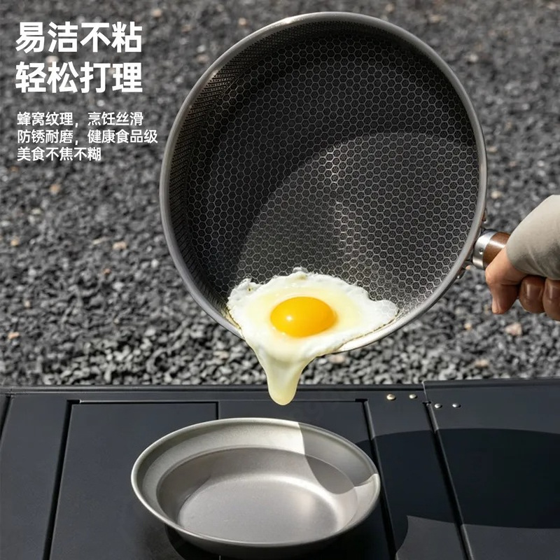 Wielkopojemny, trójwarstwowy,  – Camping Cooking Pot Large recenzja i cena
