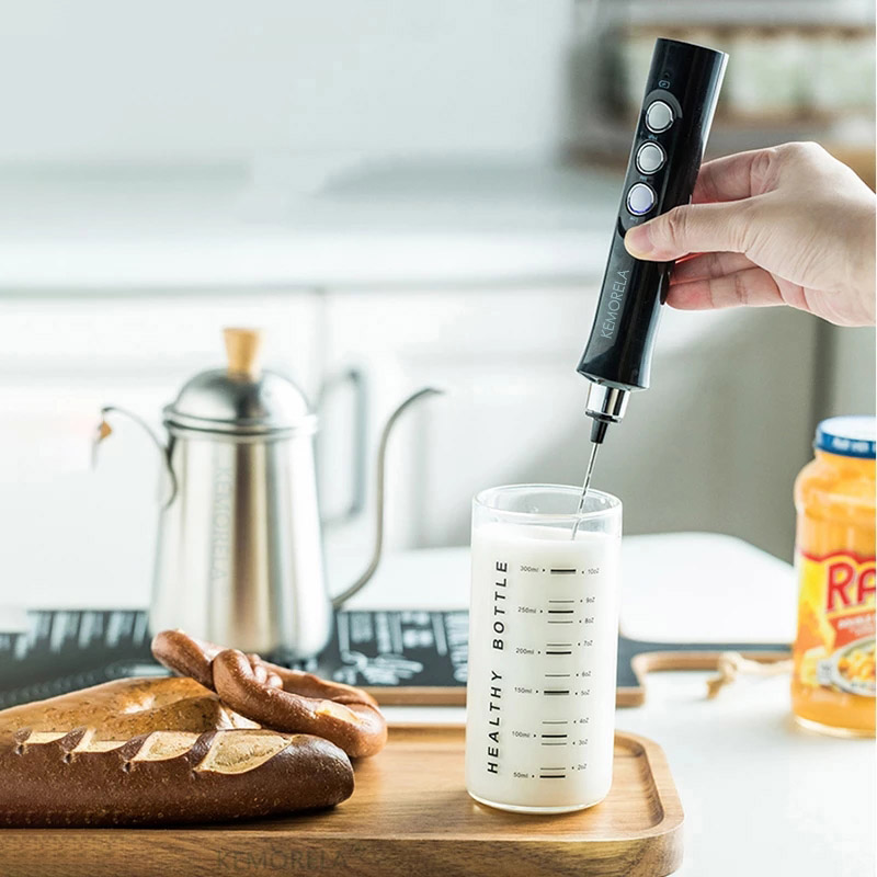 Elektryczny spieniacz do mleka – Pocket Coffee Maker recenzja i cena