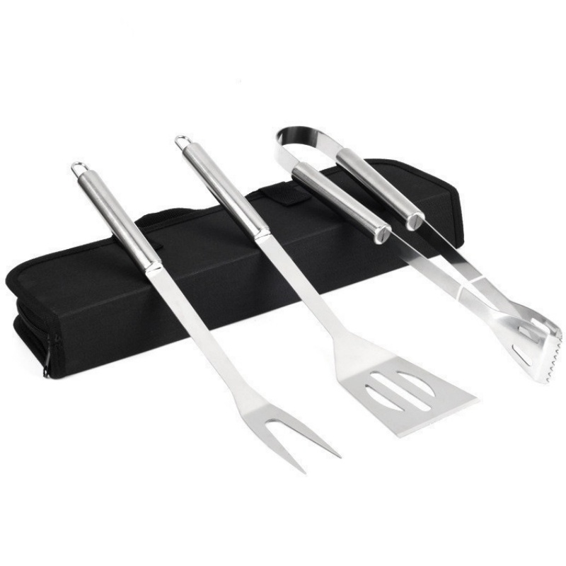 Zestaw narzędzi do grillowania – Camping Cooking Essentials recenzja i cena